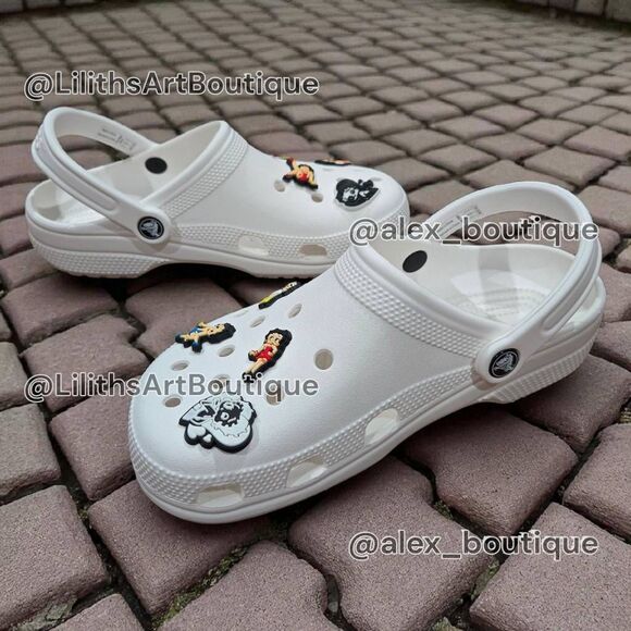 Crocs Classic Clogs White Betty Boop Charms Shoes(F031)-Size 6/8 for Unisex - Picture 1 of 12